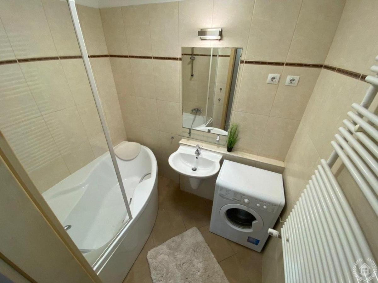 Downtown Gozsdu Vibe Apartment II Boedapest Buitenkant foto