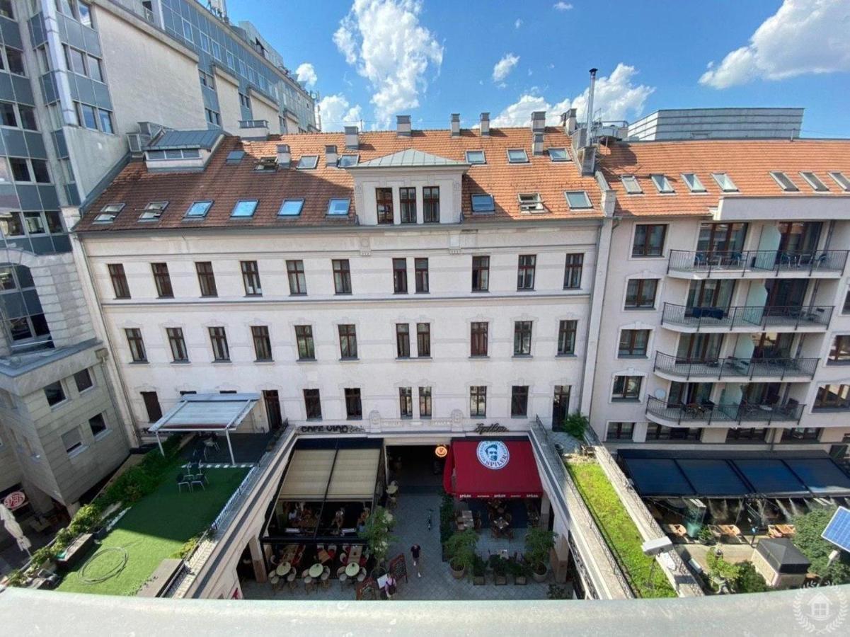 Downtown Gozsdu Vibe Apartment II Boedapest Buitenkant foto